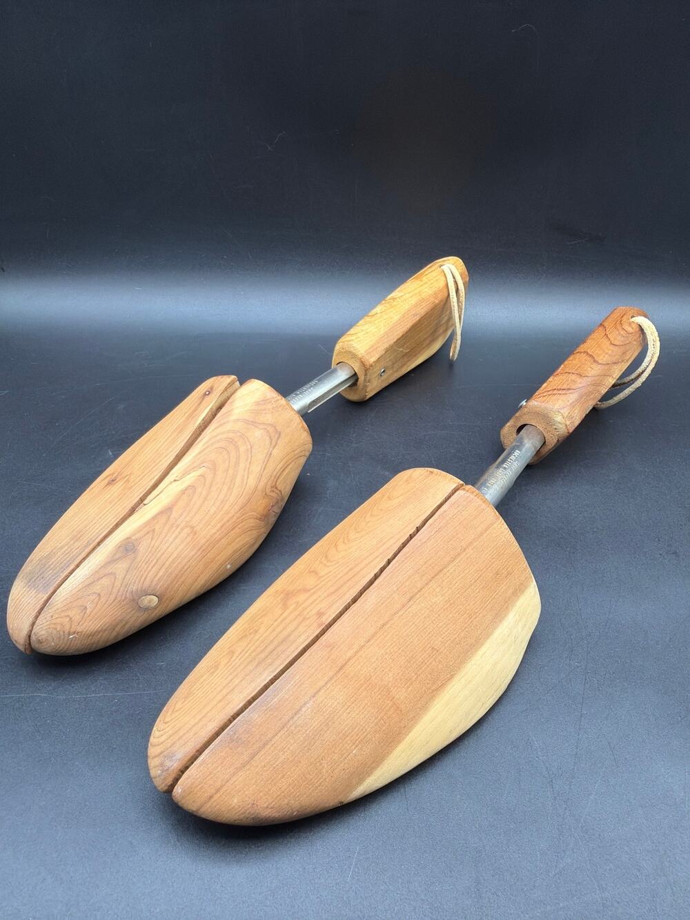 Vintage Cedar Wooden Adjustable Large Rochester Shoe Trees Pair Mens Split Toe